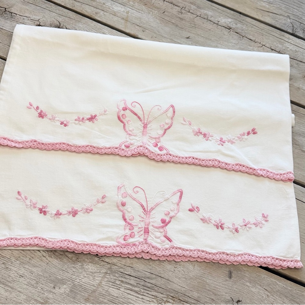 2 Vintage Pink Embroidered Pillowcases. Crocheted Butterfly | Queen | White